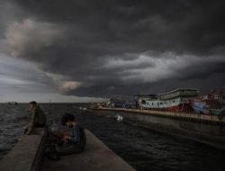BMKG Ingatkan Cuaca Ekstrem di NTT 11–13 Maret, Lembata Masuk Wilayah Waspada