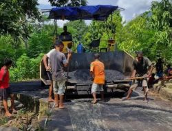 Desa Hadakewa Bangun Jalan Dari PAD, Klemens: Wujudkan Desa Mandiri 
