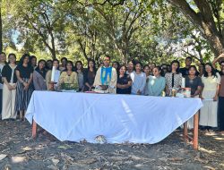 OMK Banneux Lewoleba Perkuat Iman dan Persaudaraan Lewat “Fraternitas in Christo“ di Pantai SGB Bungsu