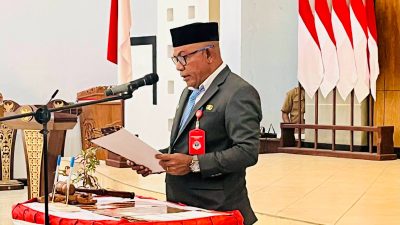 Bupati Lembata Lantik 13 Kepala Sekolah dan 42 Pejabat Fungsional